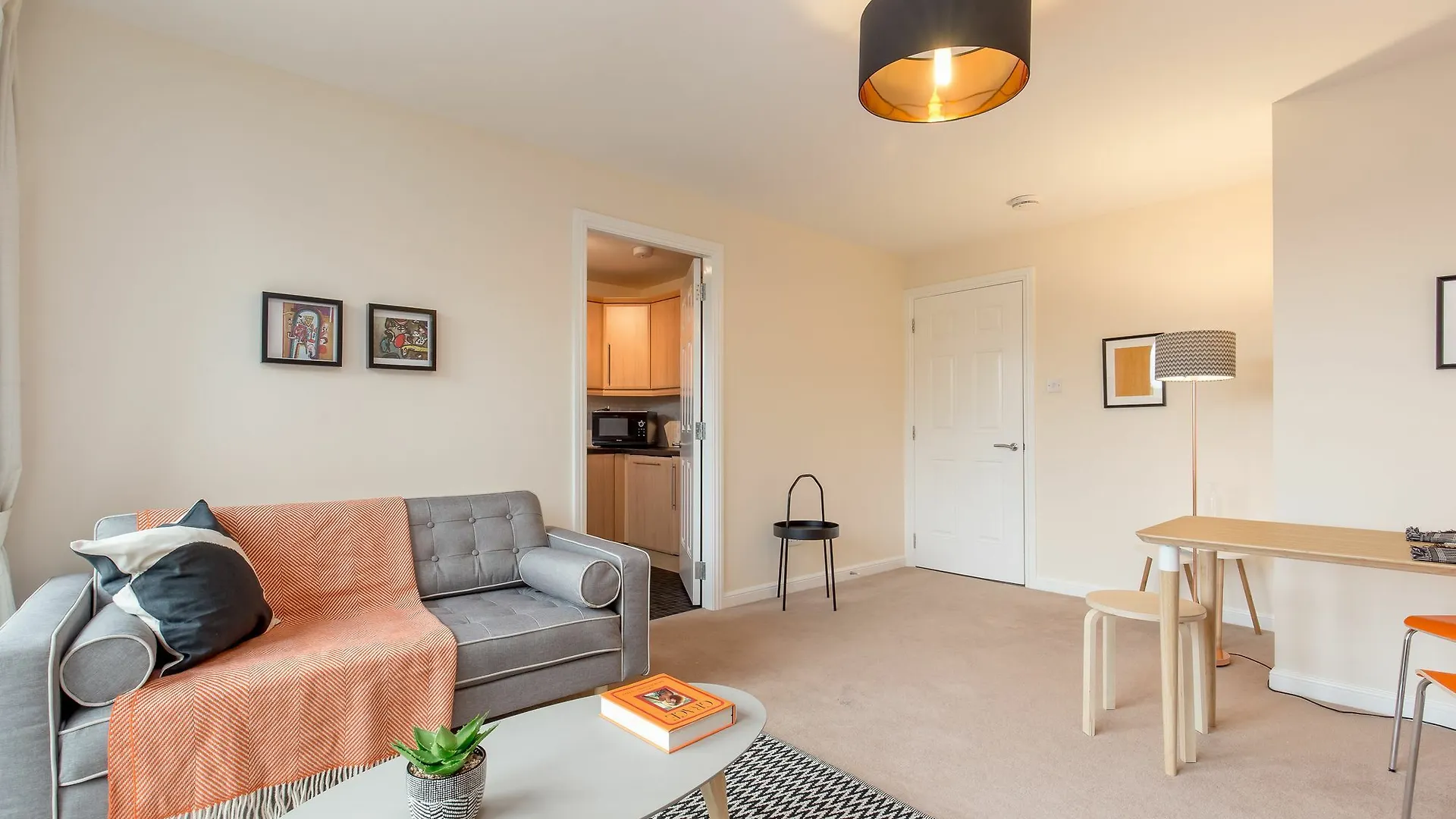 Dreamhouse Apartments Edinburgh Haymarket